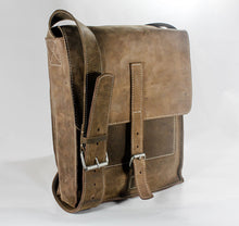 Full-Grain Leather Classic Messenger Bag